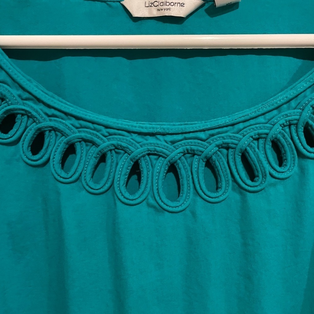 Liz Claiborne Teal XL tunic. - Picture 2 of 5